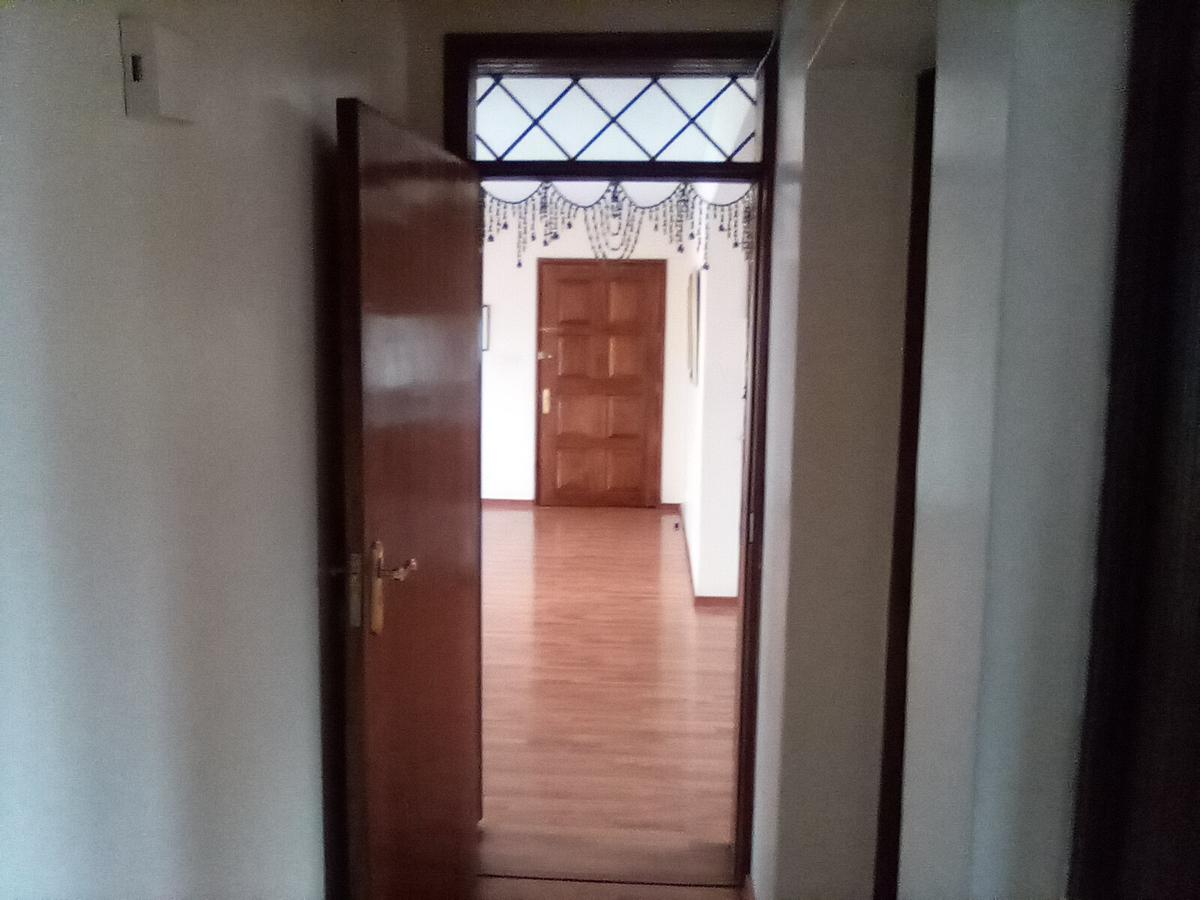 3 Bed Apartment with En Suite at Kilimani - 15