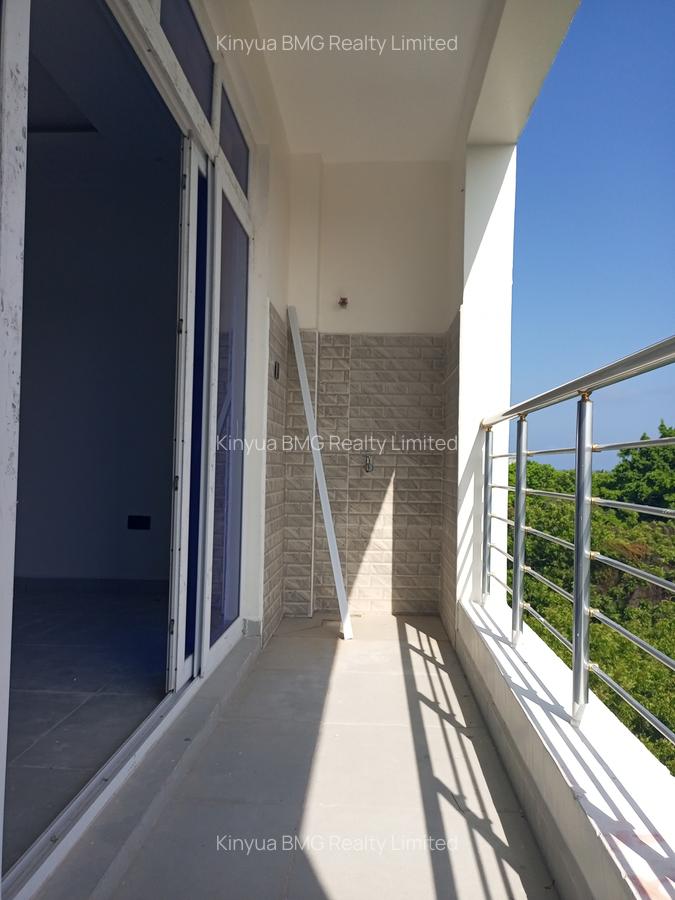 Serviced 2 Bed Apartment with En Suite in Nyali Area - 4