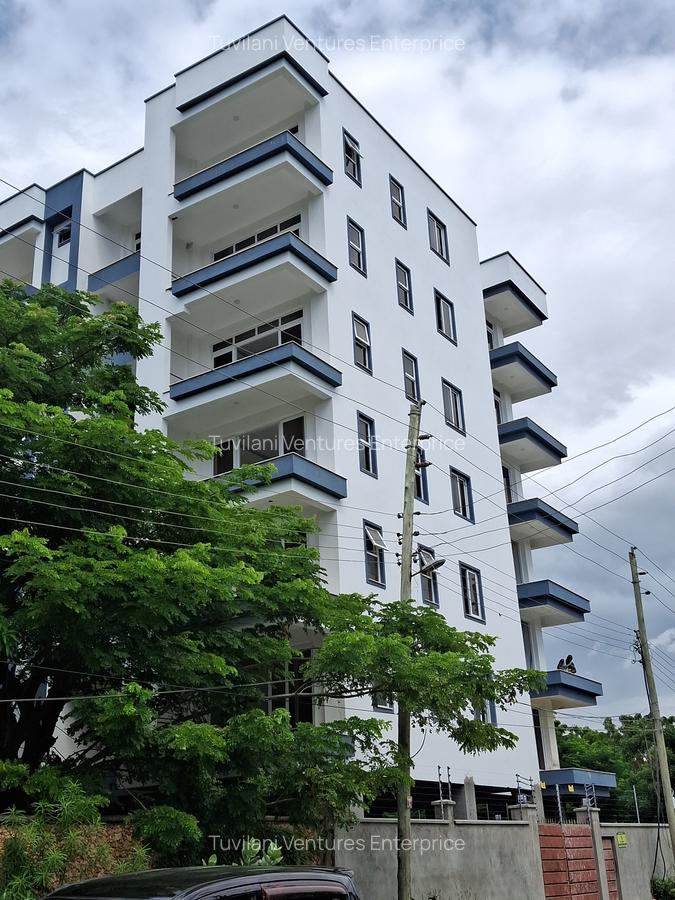 Serviced 2 Bed Apartment with En Suite at Nyali Mombasa Kenya - 6