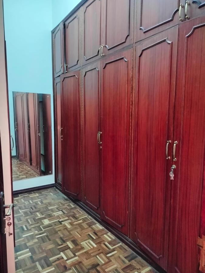 5 Bed Townhouse with En Suite in Westlands Area - 19