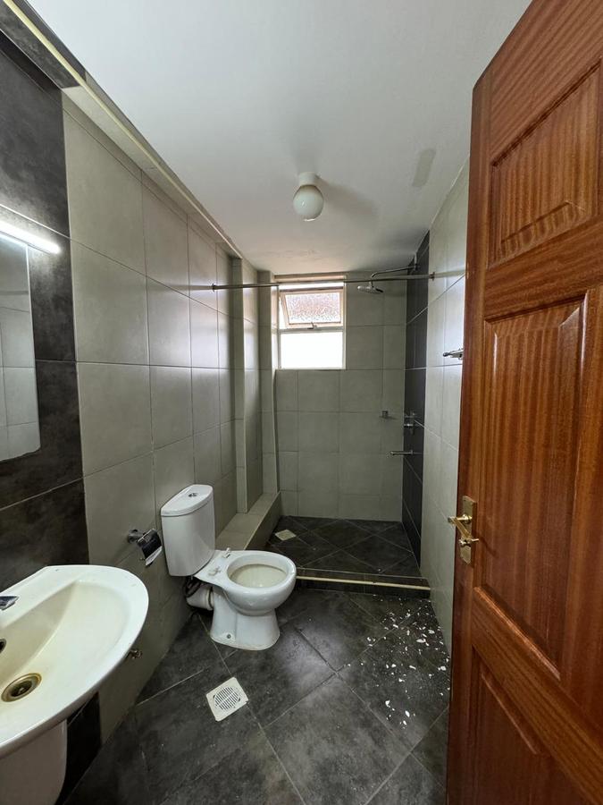 2 Bed Apartment with En Suite in Lavington - 16