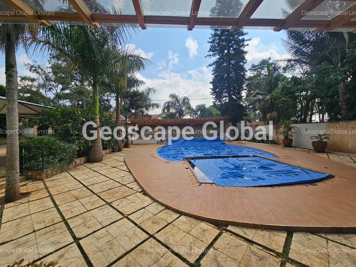 5 Bed House with En Suite in Kyuna - 5