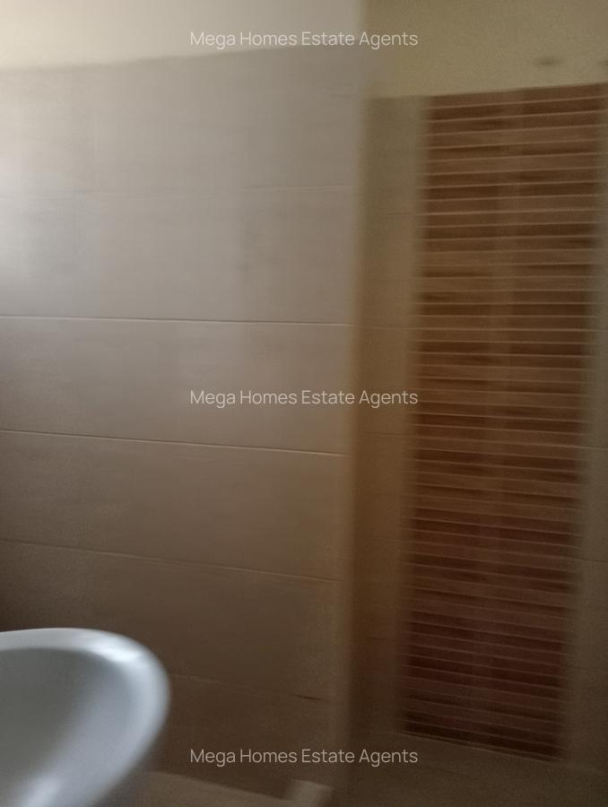 3 Bed Townhouse with En Suite in Kiambu Road - 4