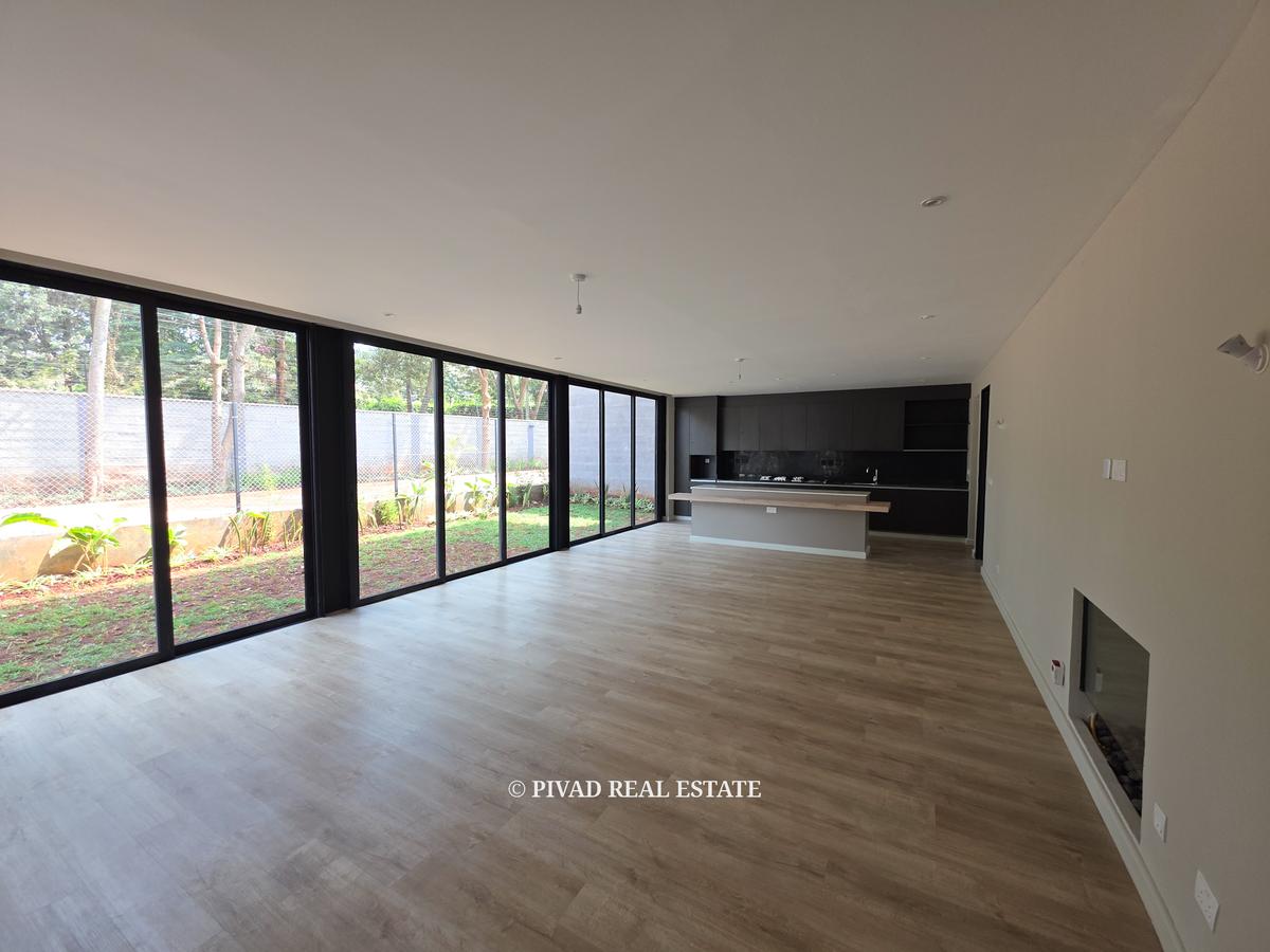 4 Bed Townhouse with Swimming Pool in Runda - 15