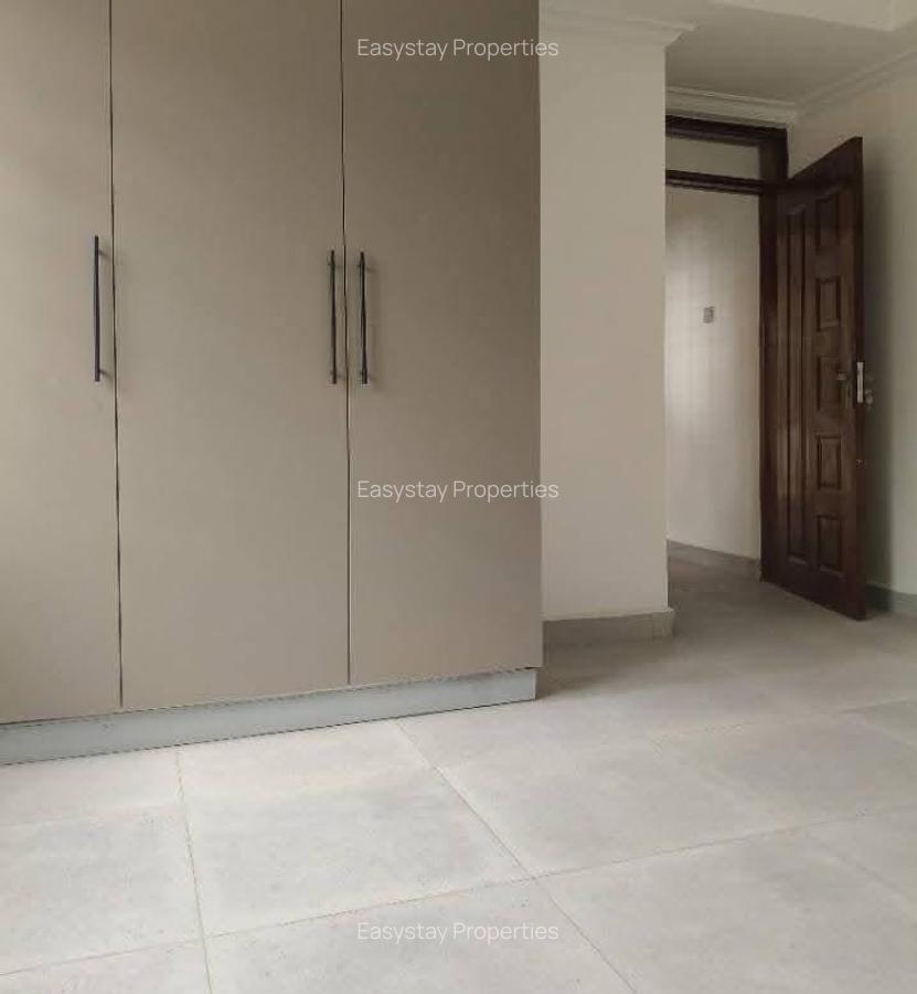 5 Bed Townhouse with En Suite in Karen - 5