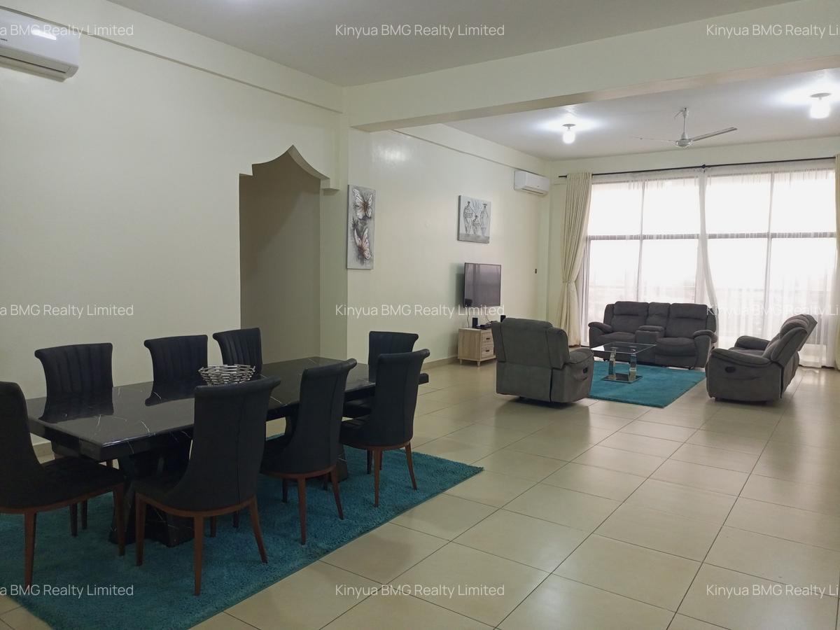Serviced 3 Bed Apartment with En Suite in Nyali Area - 12