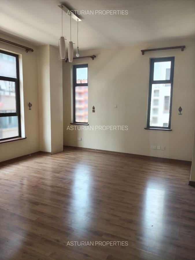 4 Bed Apartment with En Suite in Westlands Area - 3