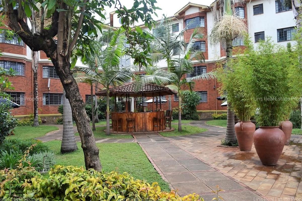 Serviced 3 Bed Apartment with En Suite in Spring Valley - 1
