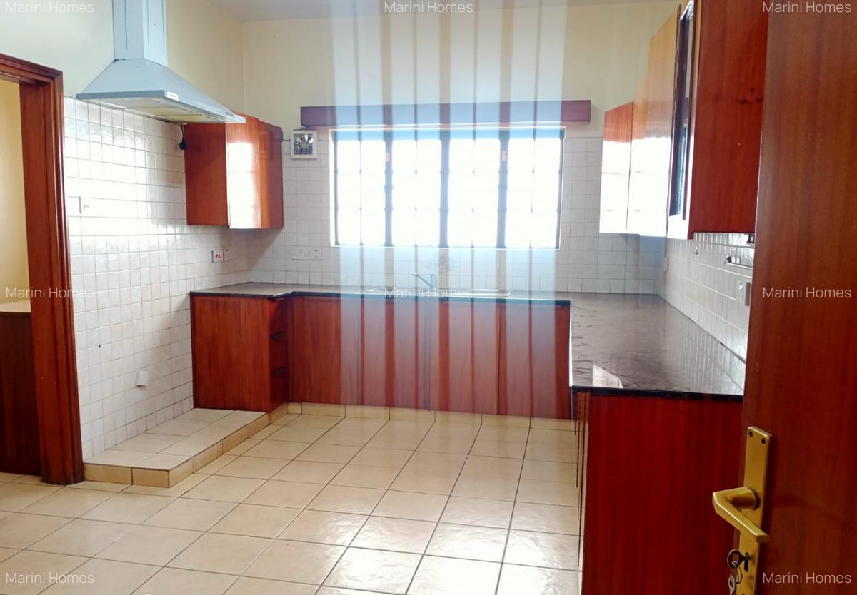4 Bed Townhouse with En Suite at Shanzu Road - 13