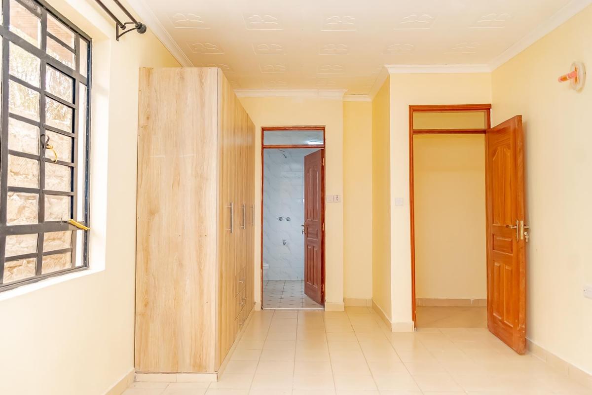 3 Bed House with En Suite in Kitengela - 4