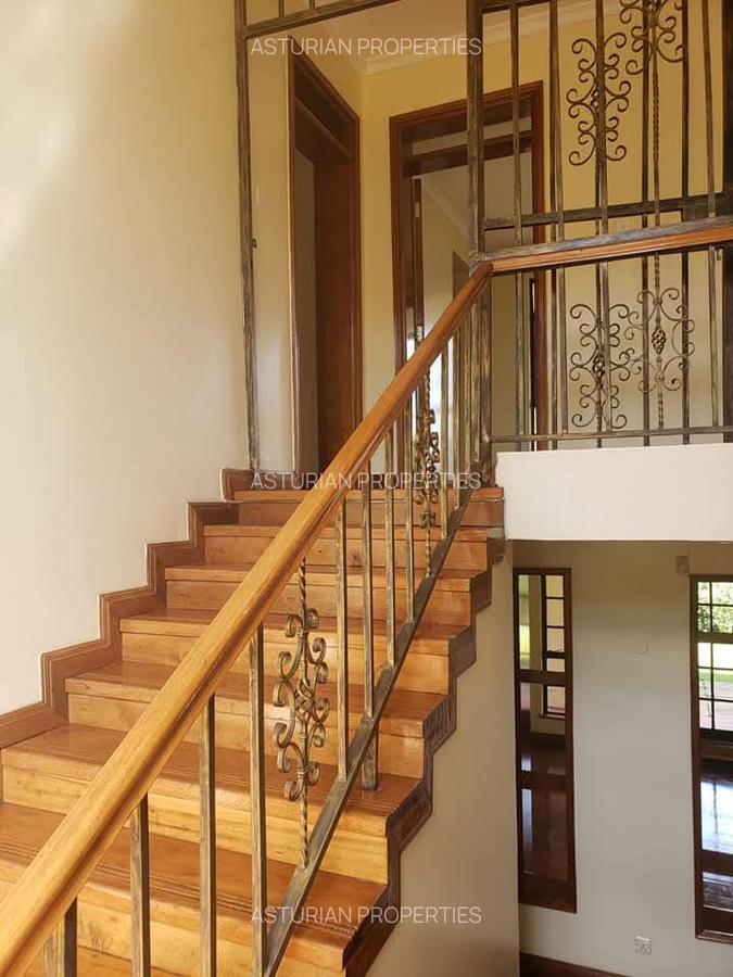 4 Bed Townhouse with En Suite in Runda - 6