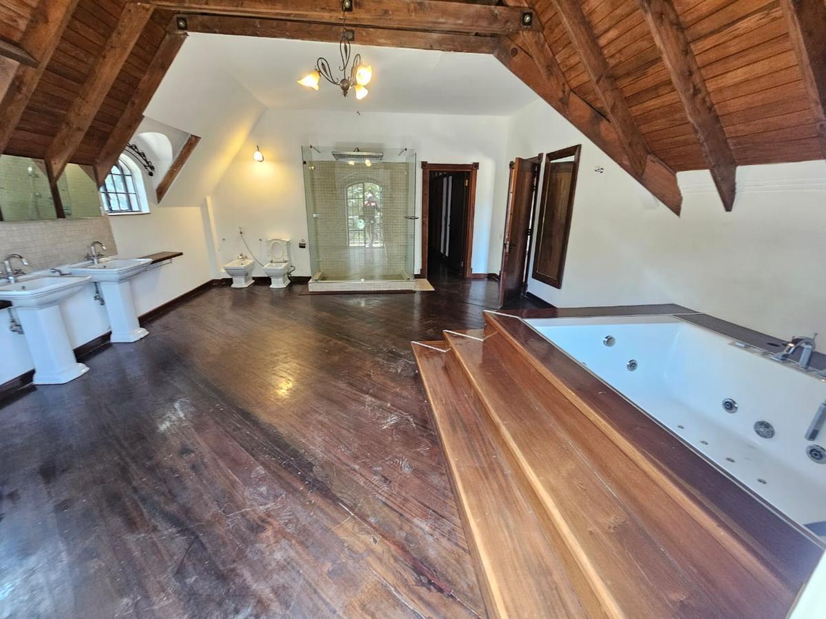 6 Bed House with En Suite at Old Kitisuru - 4