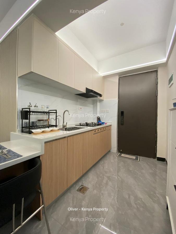 1 Bed Apartment with Swimming Pool at Wood Avenue - 4