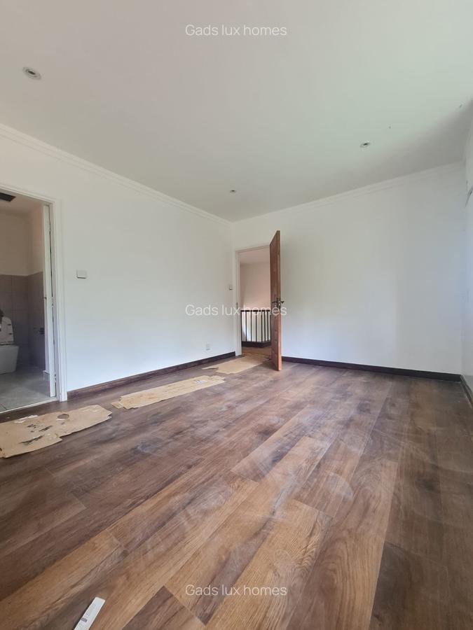 5 Bed Townhouse with En Suite at Old Kitisuru - 14