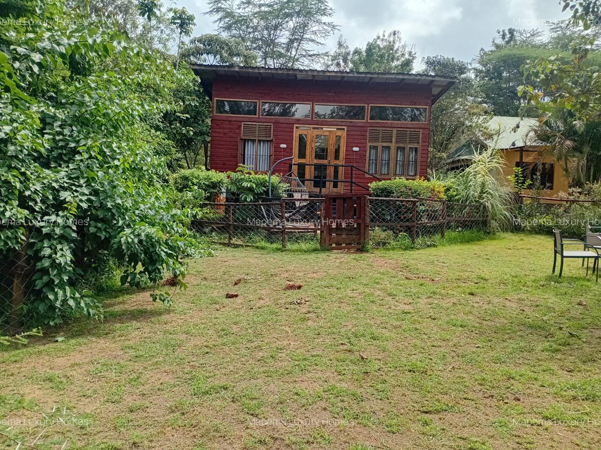 2 Bed House with En Suite at Rhino Park - 16