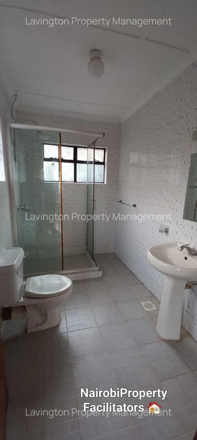 4 Bed Townhouse with En Suite at Lavington Green - 16