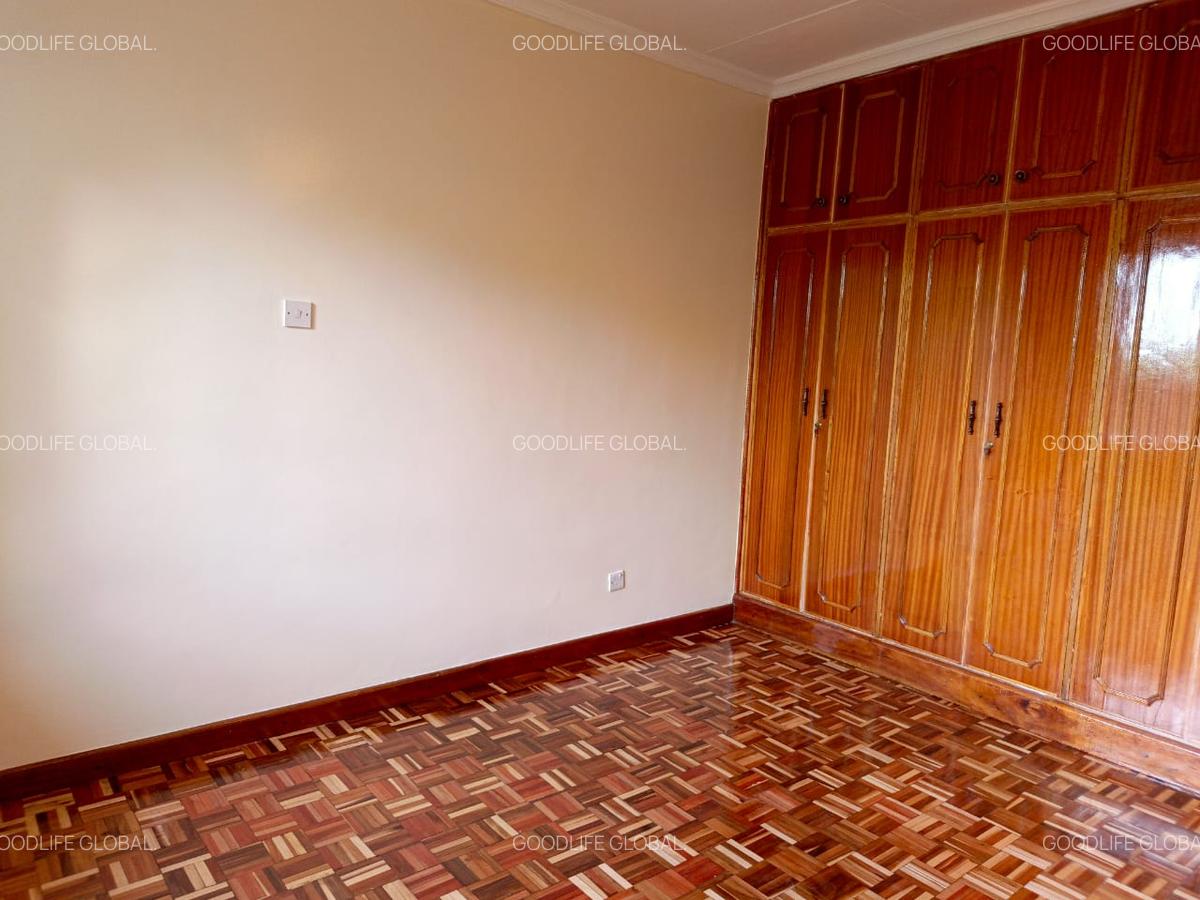 5 Bed House with En Suite at Loresho - 14