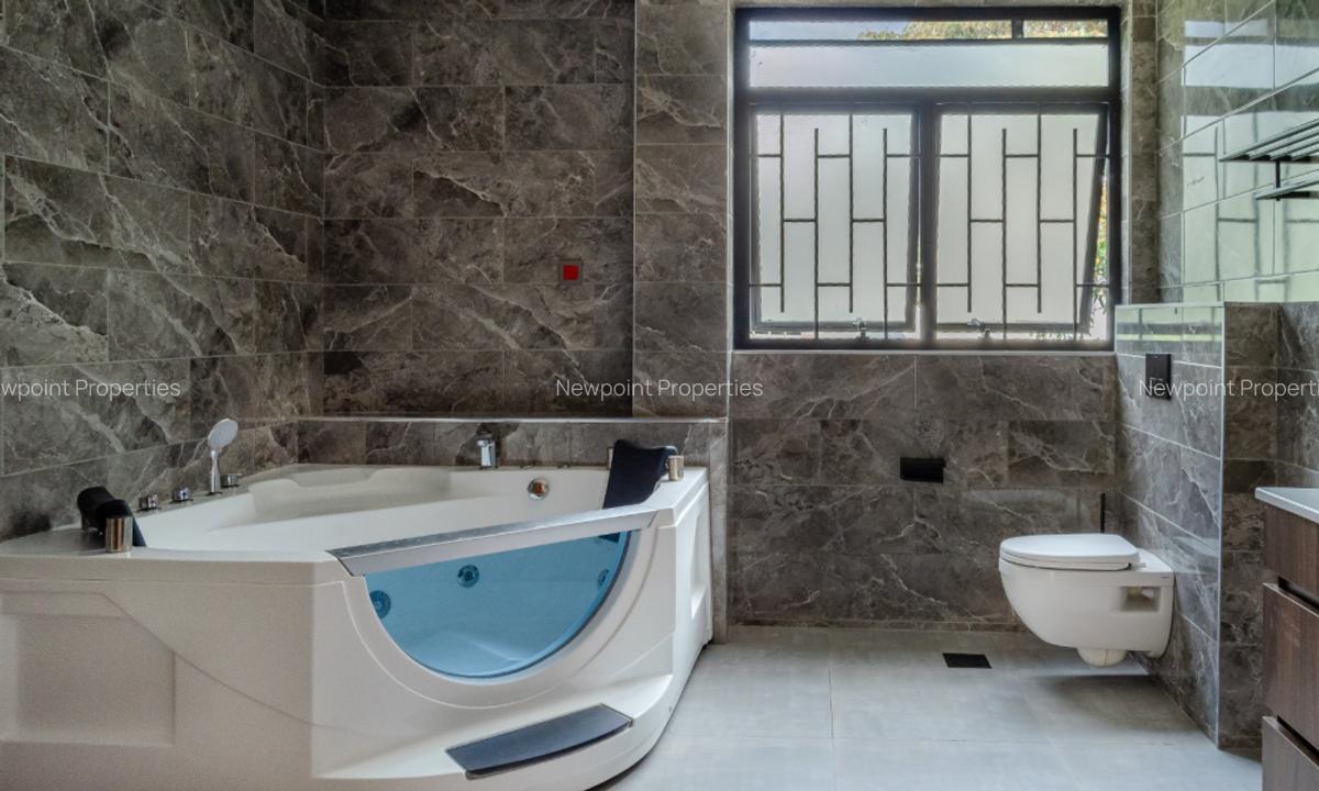 7 Bed House with En Suite in Karen - 4