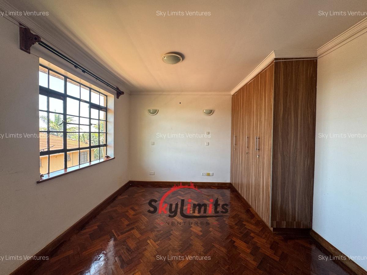 4 Bed Townhouse with En Suite at Kitisuru Rd - 10
