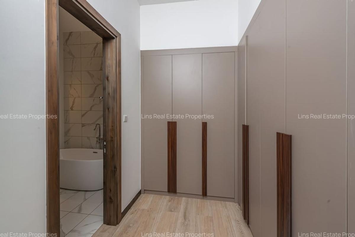 Serviced 1 Bed Apartment with En Suite in Rosslyn - 11