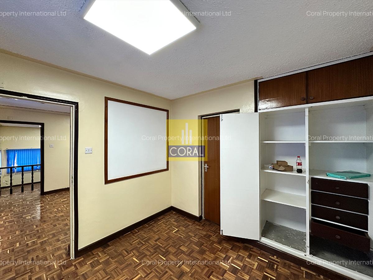 5,541 ft² Office in Gigiri - 5