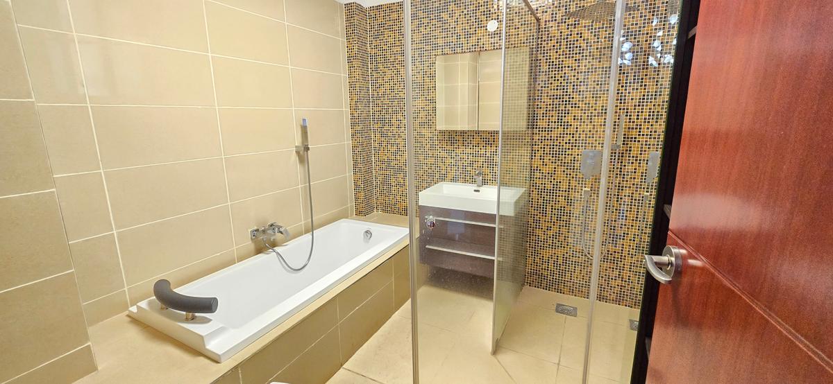 Furnished 3 Bed Apartment with En Suite at 6Th Parklands - 4