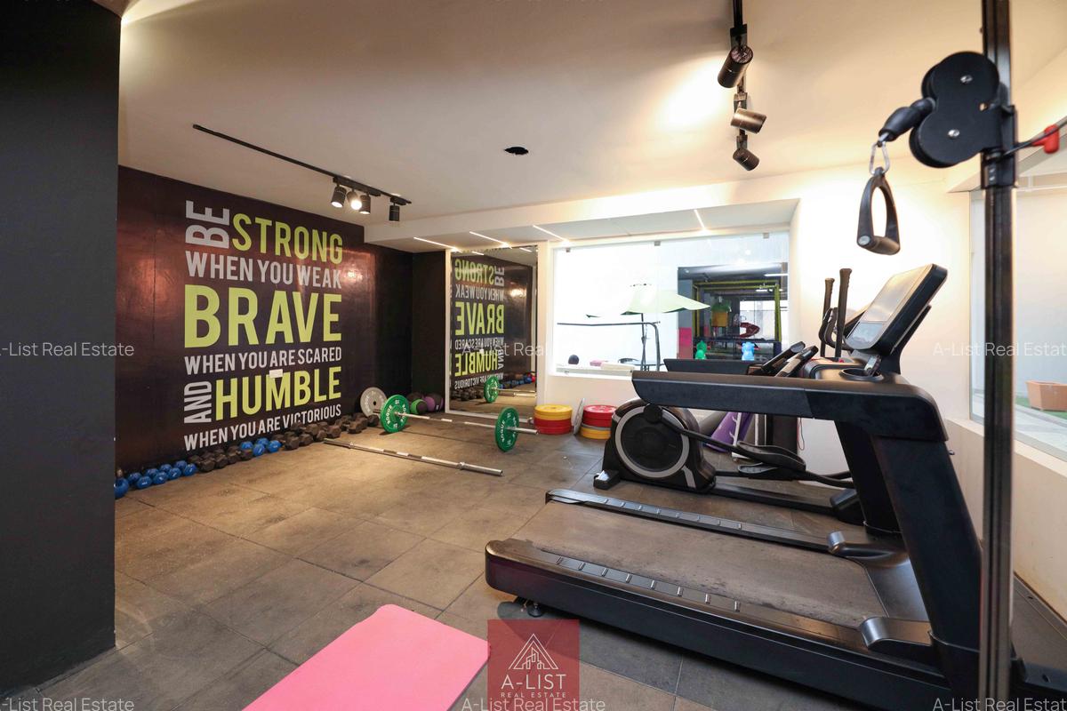 2 Bed Apartment with En Suite at Valley Arcade - 15