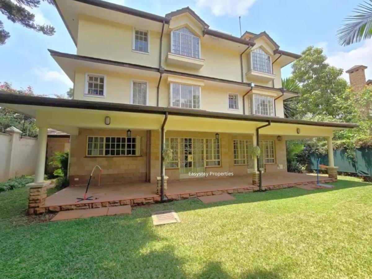 5 Bed Villa with En Suite in Lavington - 3