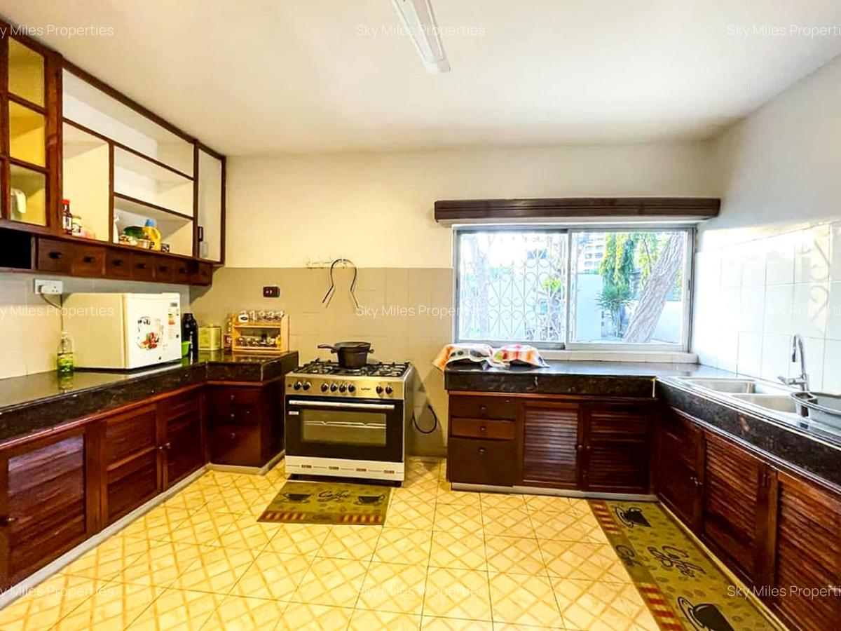 5 Bed Villa with En Suite at Diani - 12