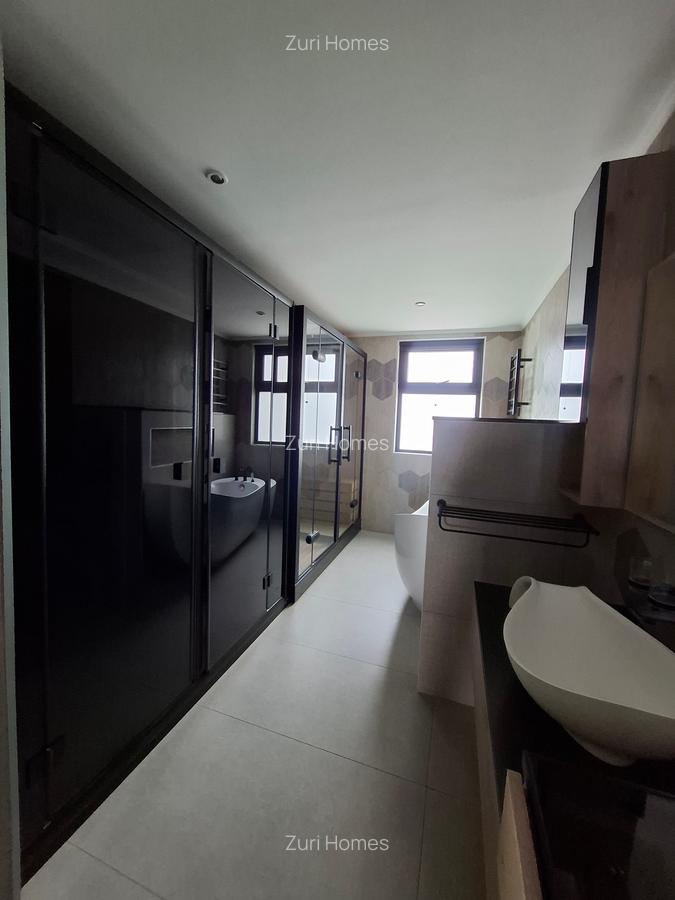 4 Bed Townhouse with En Suite in Lavington - 12