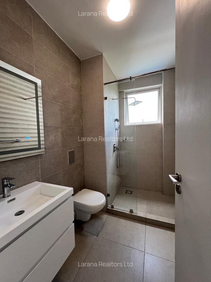 3 Bed Apartment with En Suite at Nyeri Rd - 5