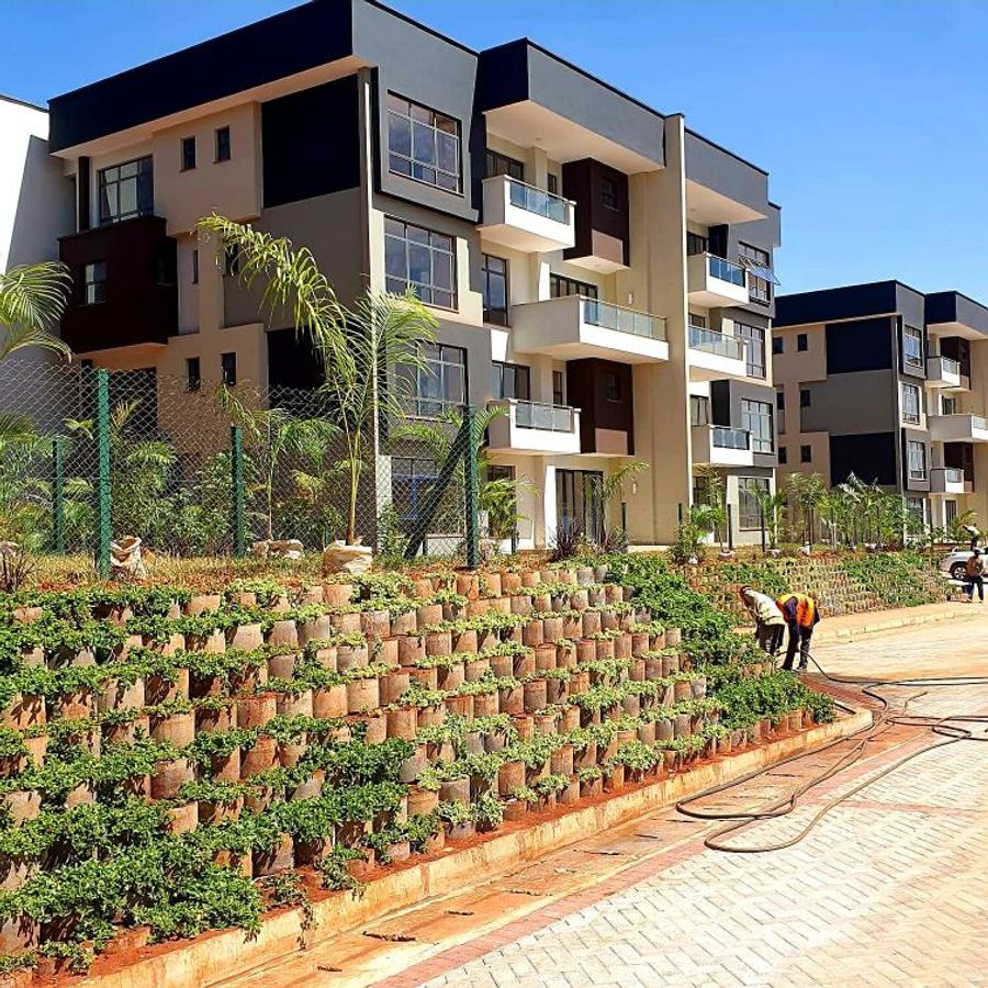 4 Bed House with En Suite at Two Rivers - 7