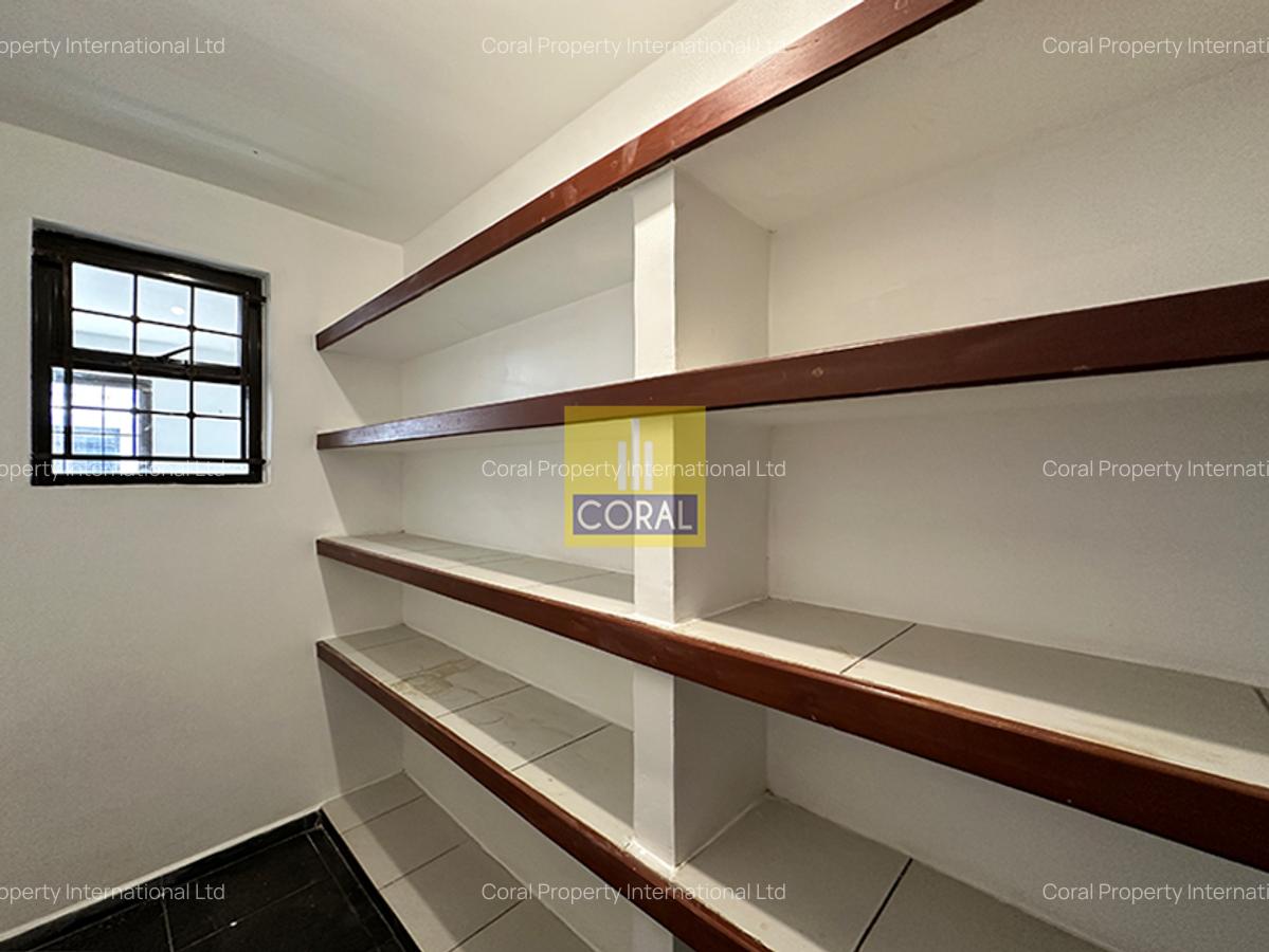 3 Bed Apartment in Parklands - 5