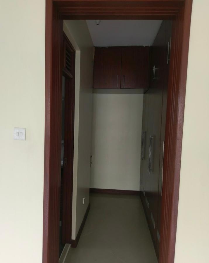 Serviced 3 Bed Apartment with En Suite at Nyali Links Road - 7