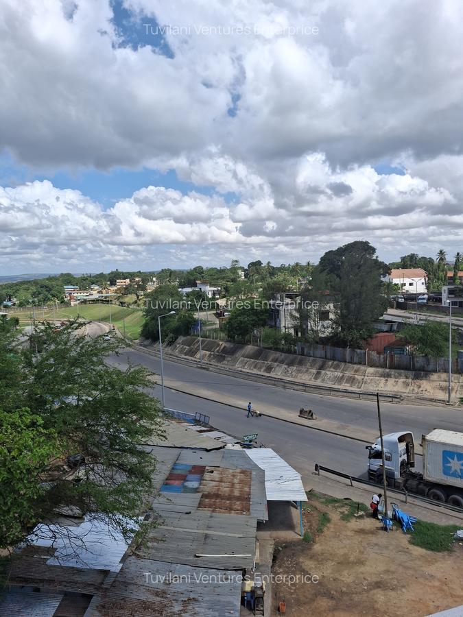 Land at Changamwe - 4