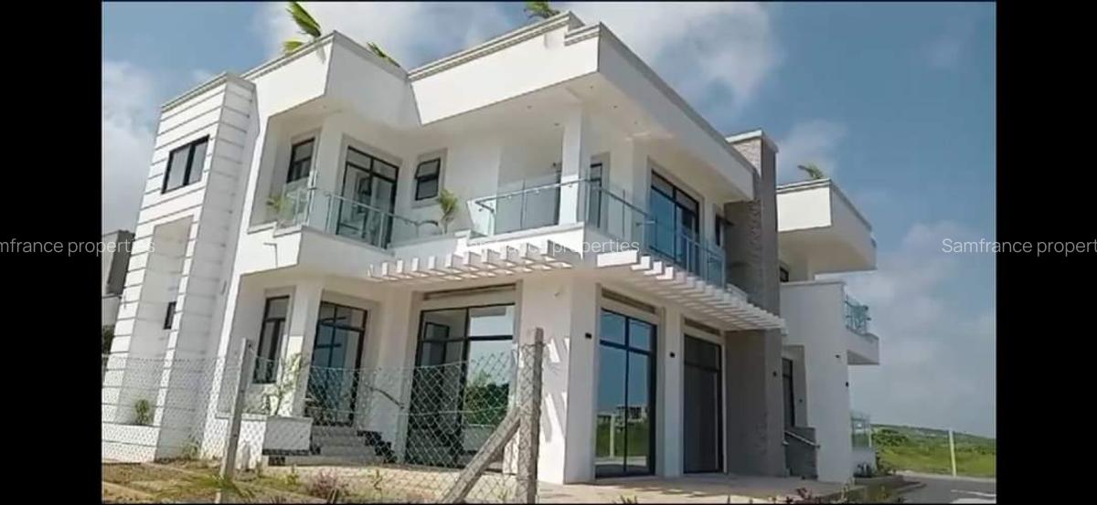 5 Bed Townhouse with En Suite at Kilifi - 1