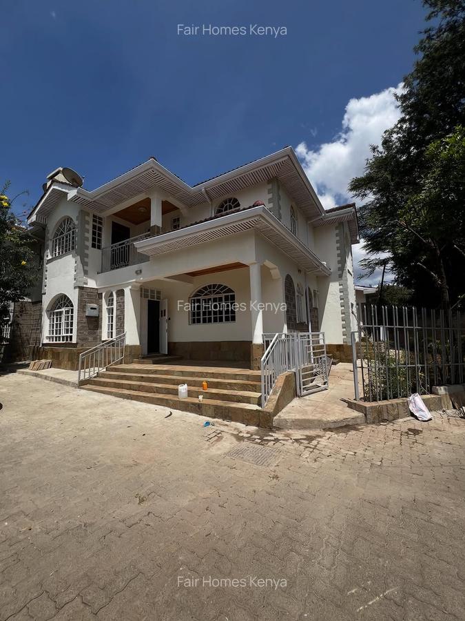 4 Bed Townhouse with En Suite at Amboseli Lane - 1