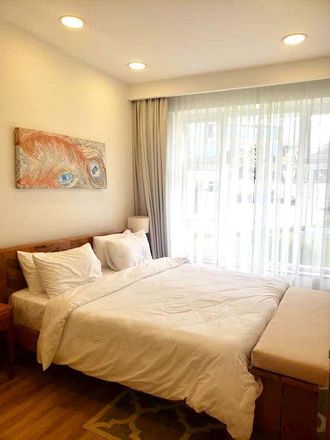 Furnished 2 Bed Apartment with En Suite at City Park Drive - 4