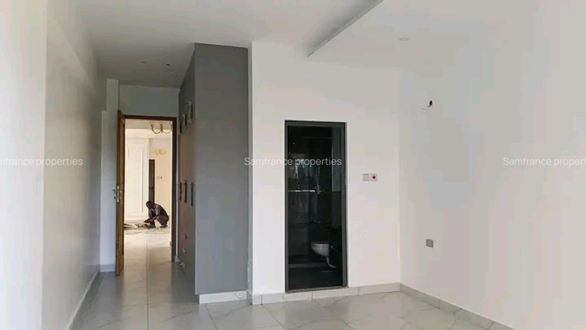 2 Bed Apartment with En Suite at Baobab Road - 2