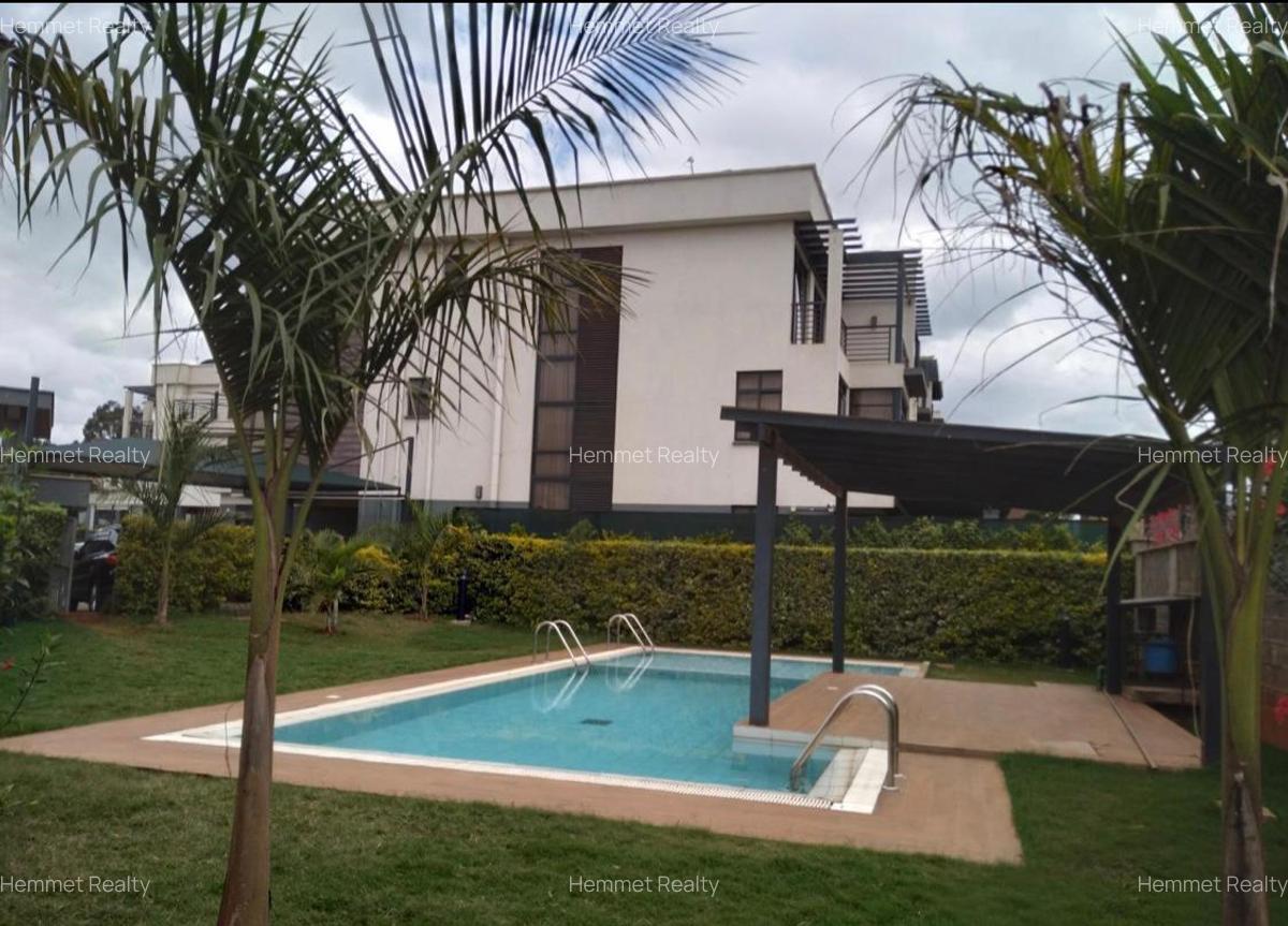 4 Bed Townhouse with En Suite in Loresho - 11