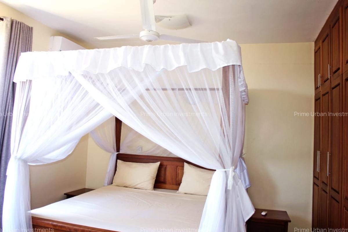 Serviced 3 Bed Apartment with En Suite in Nyali Area - 15