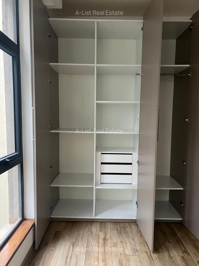 3 Bed Apartment with En Suite at Riverside Lane - 13