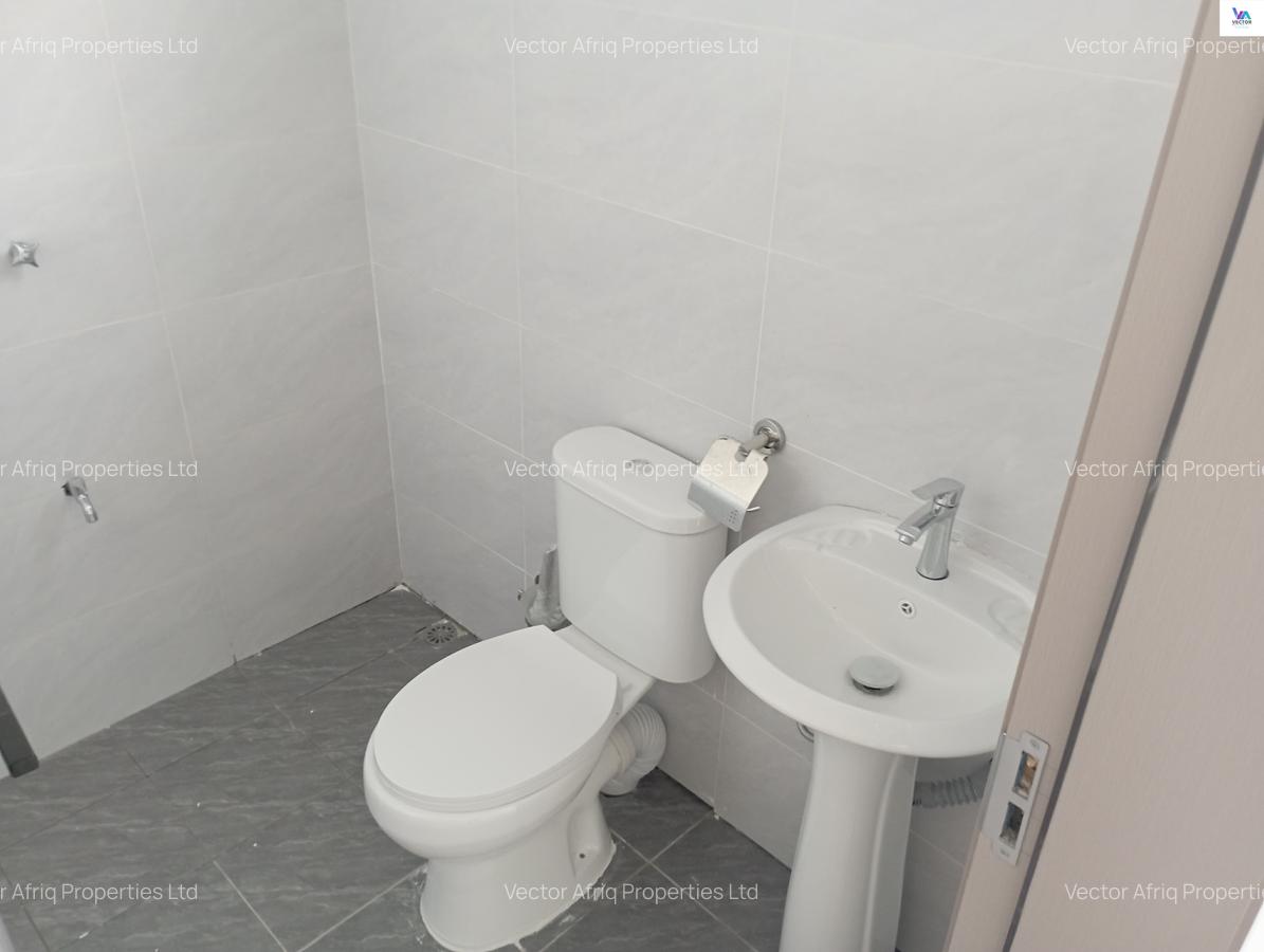 3 Bed House with En Suite in Kitengela - 2