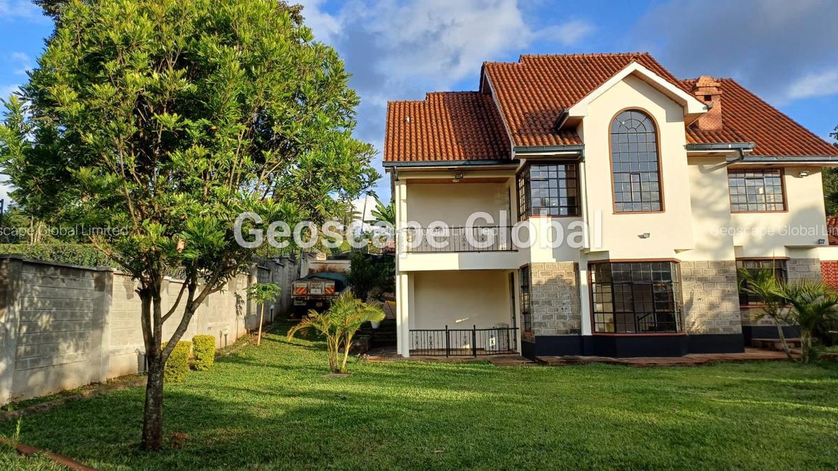 5 Bed House with En Suite in Runda - 15