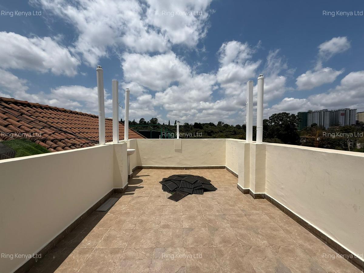 5 Bed Apartment with En Suite in Kileleshwa - 16