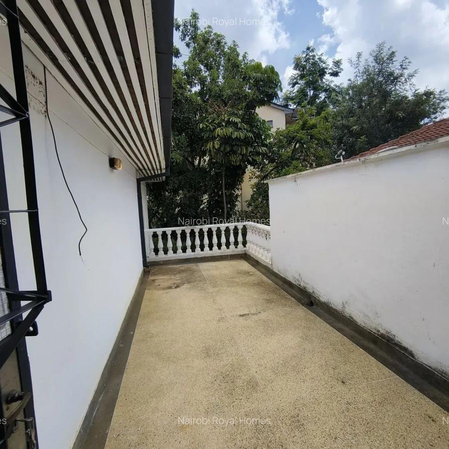 4 Bed Townhouse with Staff Quarters at Lavington Green - 8