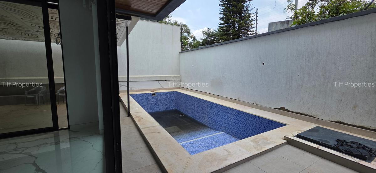 6 Bed Townhouse in Lavington - 16