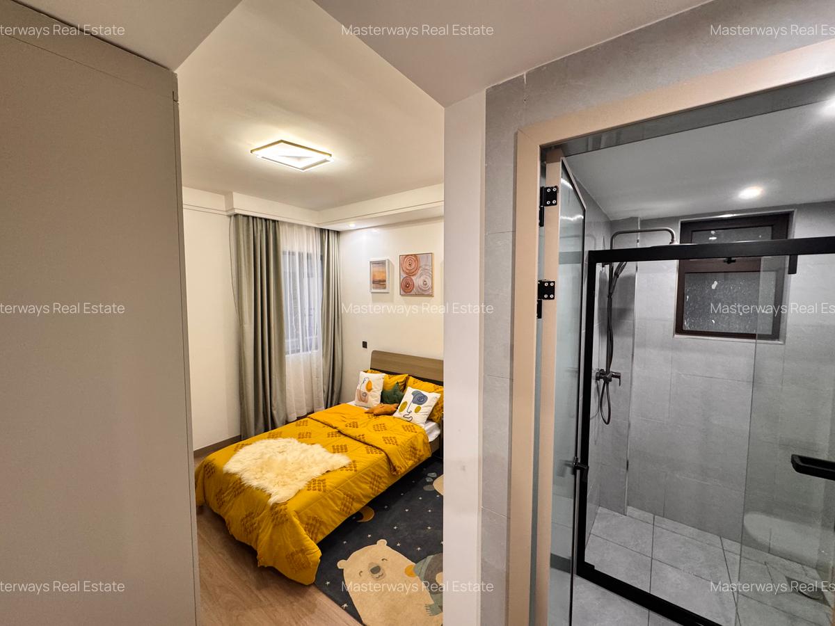 3 Bed Apartment with En Suite at Riverside Drive - 6