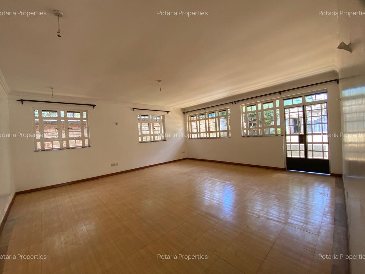 2 Bed House with En Suite in Runda - 2