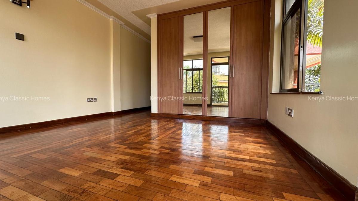 2 Bed Apartment with En Suite at State House - 9